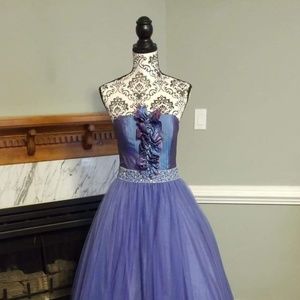 Maggie sottero sz 6 prom dress